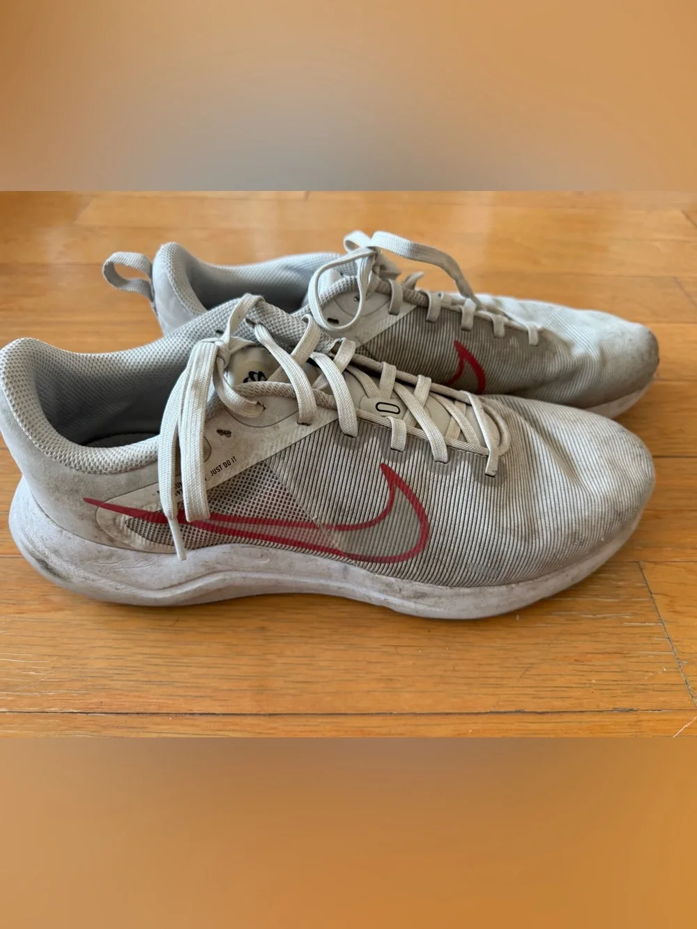 Nike Men’s Light Gray Sneakers with Red Swoosh Downshift 12